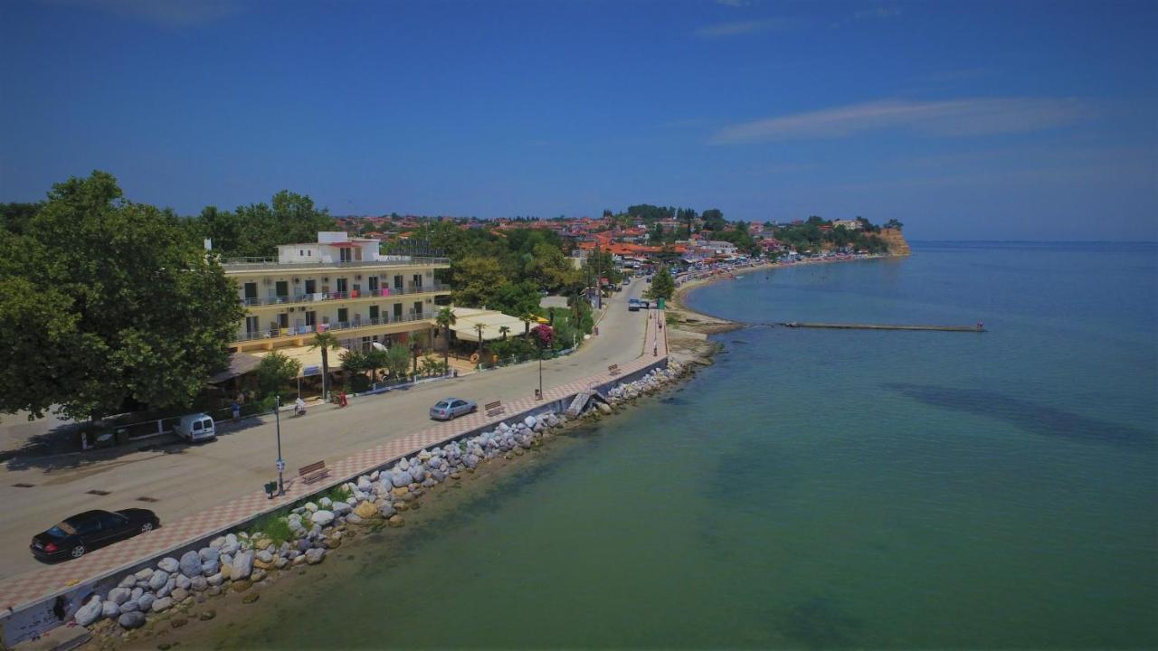 Hotel Achillion Makrygialos Exterior foto